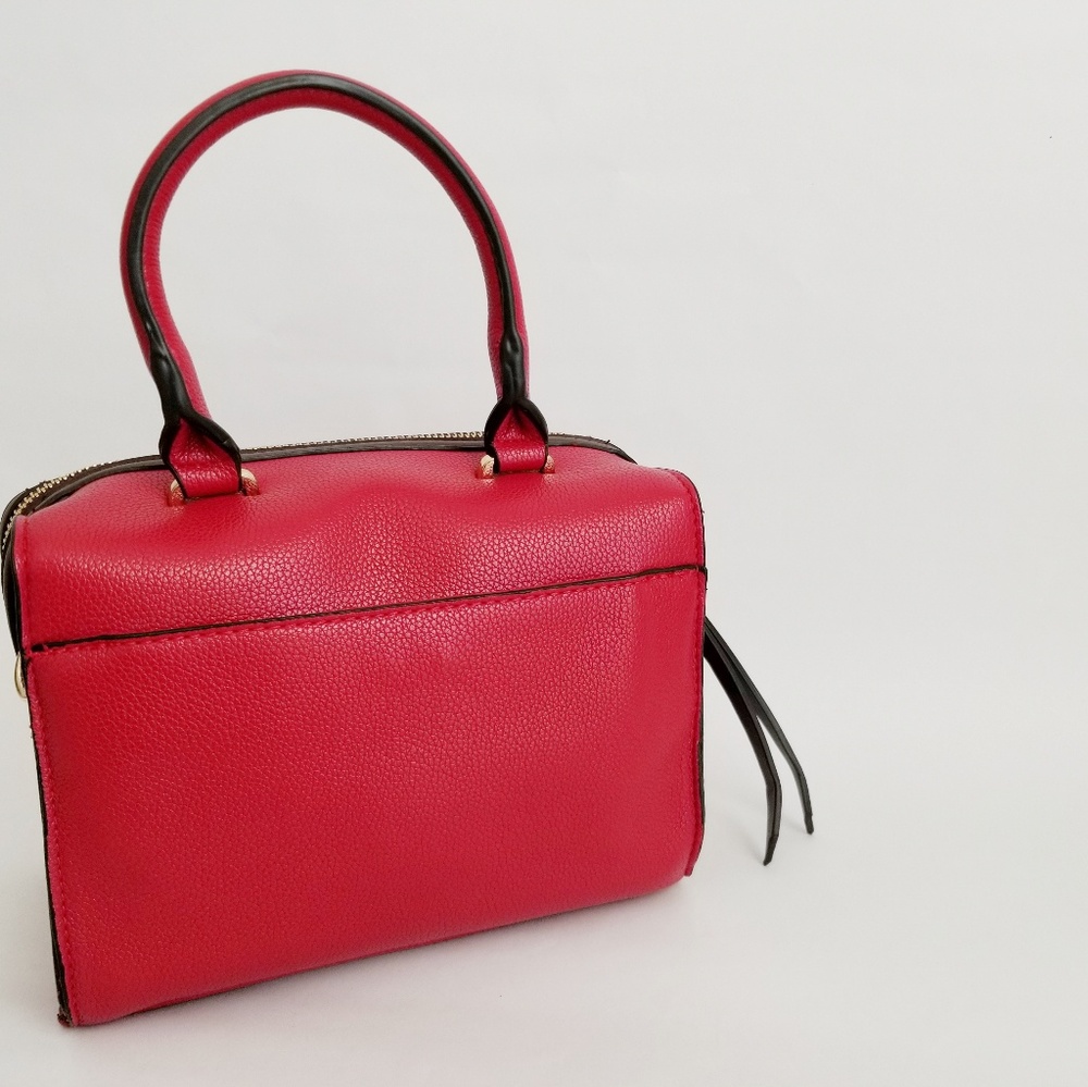 NWT Red Box Shape Handbag - Picture 3 of 11